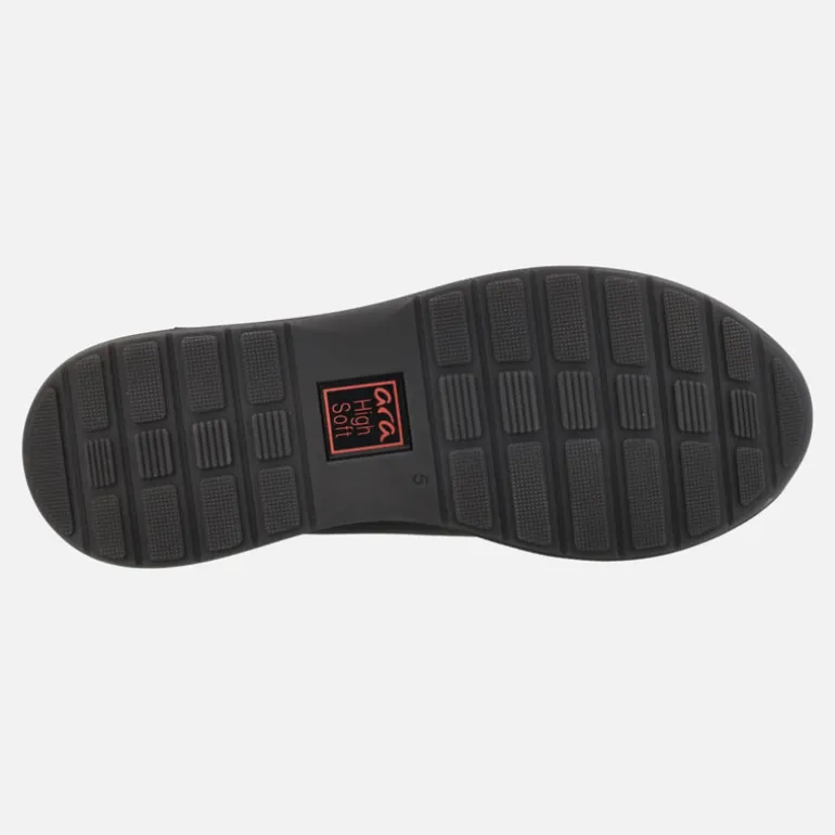 Deportivos negros de piel con cordones y membrana Gore-tex