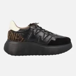 Deportivos negros en tejido acolchado y animal print