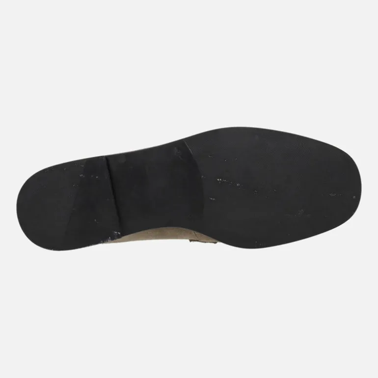 Mocasines bajos de serraje con adorno metálico para mujer