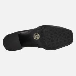 Mocasines con adorno metálico y tacón ancho Megan