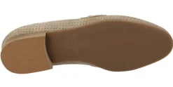 Mocasines con picados y adorno metálico Vileya