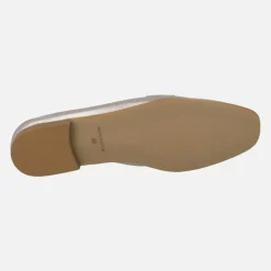 Mocasines con puntera cuadrada y antifaz