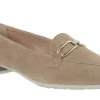 Mocasines de ante beige con adorno en la pala