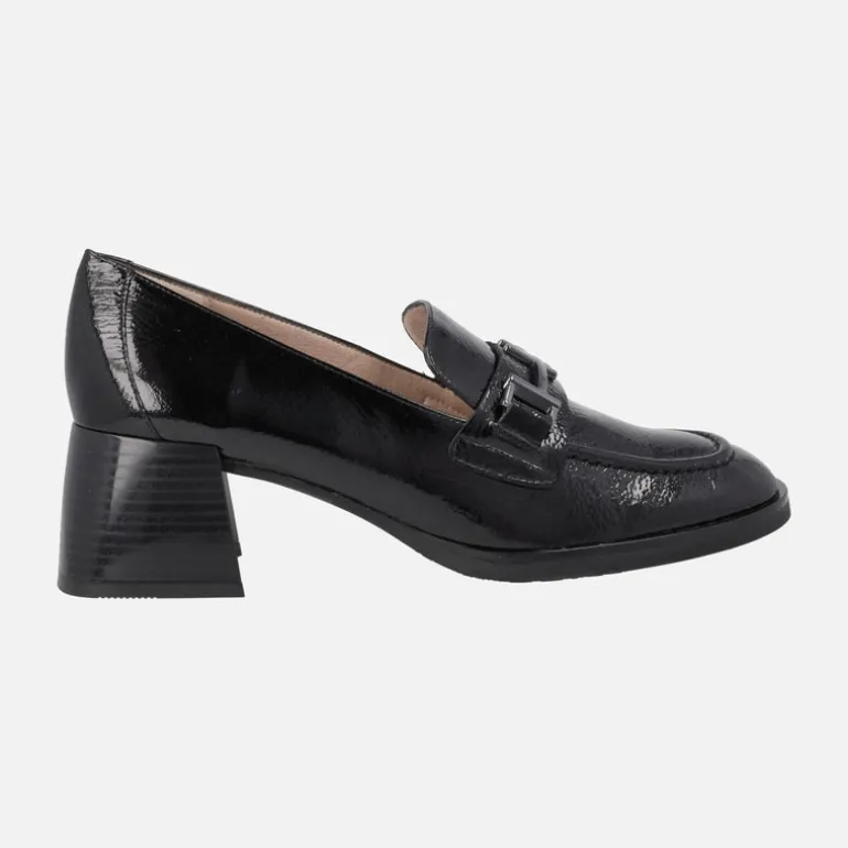 Mocasines de charol Milan con adorno metálico