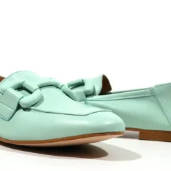 Mocasines de piel con adorno de pasta al tono para mujer