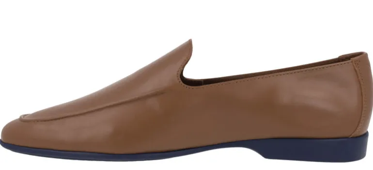 Mocasines de piel para hombre con piso fino de goma