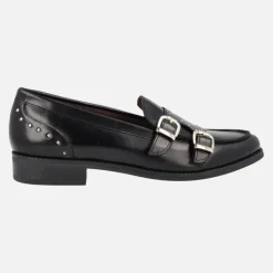 Mocasines de piel para mujer con hebillas y tachuelas