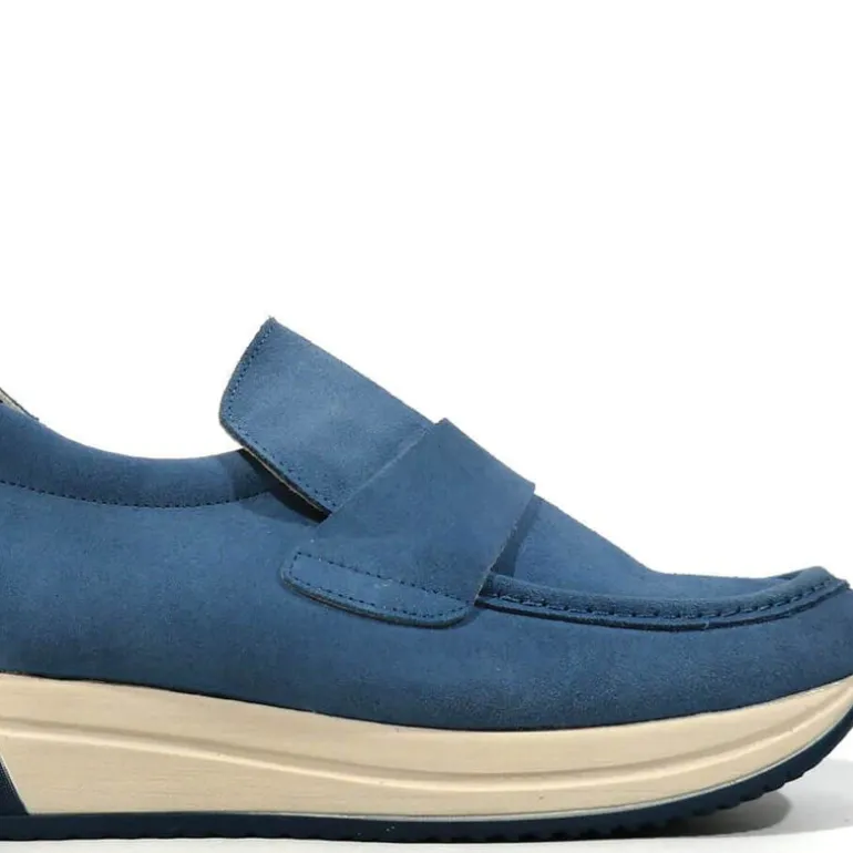 Mocasines de serraje con banda al empeine