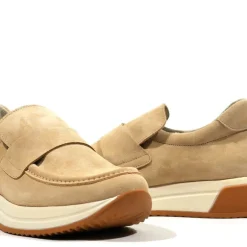 Mocasines de serraje con banda al empeine