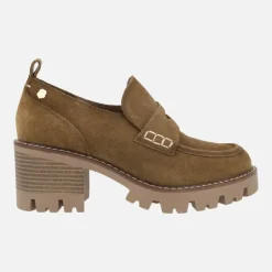 Mocasines en serraje cuero con tacón y antifaz