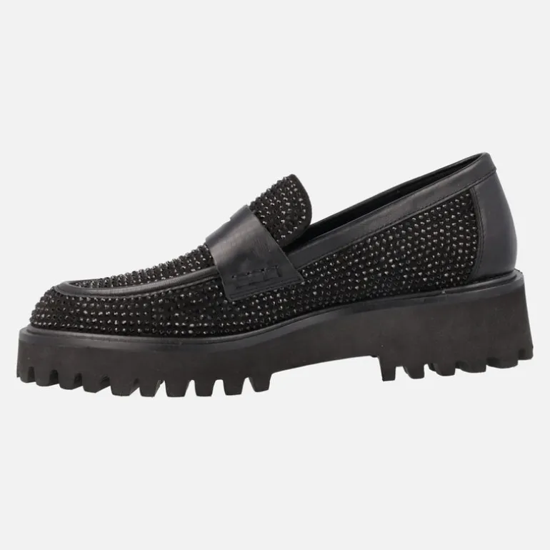 Mocasines negros con piso track y detalles de strass