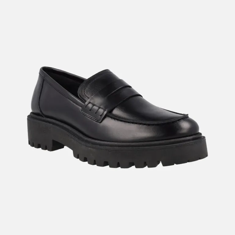 Mocasines negros de piel para mujer con piso track