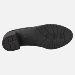 Mocasines negros de tacón con pala de coco y antifaz de charol