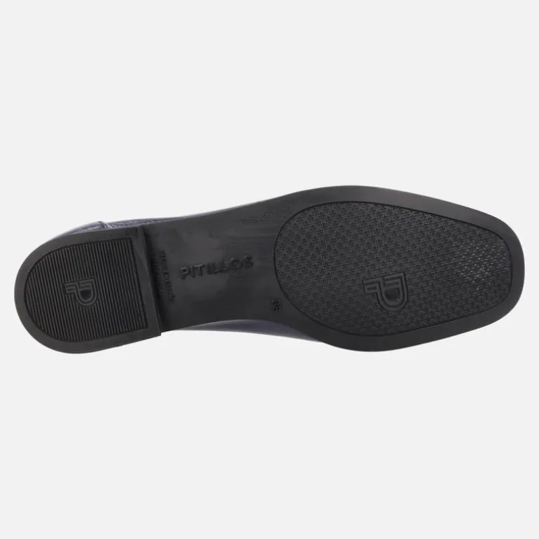 Mocasines planos de charol con adorno de cadena dorada