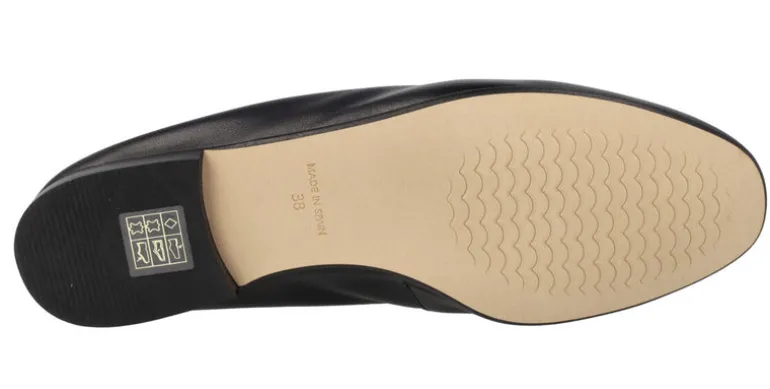 Mocasines planos de piel con antifaz para mujer