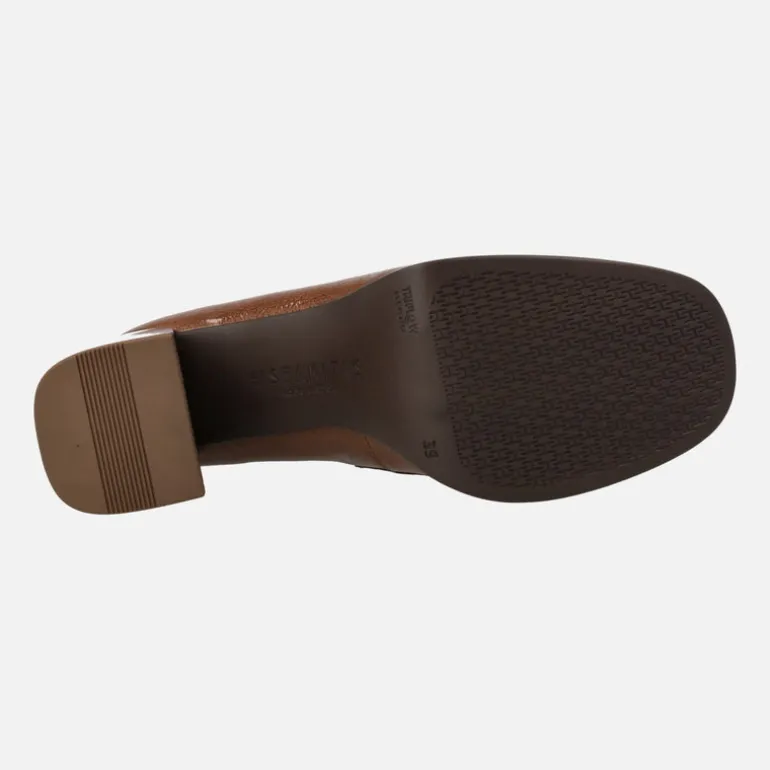 Mocasines Tokio en charol con adorno de antifaz