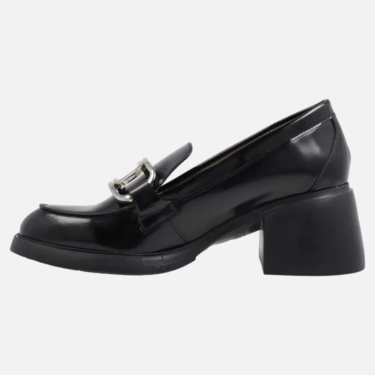 Mocasines Wonders Fly Kimba en florentik negro con adorno metálico