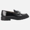 Mocasines Wonders Suri en piel florentik con adorno de cadena