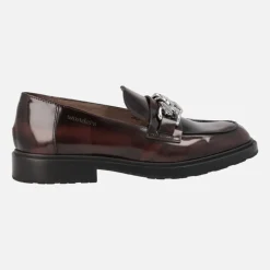 Mocasines Wonders Suri en piel florentik con adorno de cadena