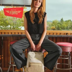 Mochilas Pepe Moll con bolsillo trasero antirrobo Think different