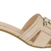 Mules de ante color beige con adorno metálico