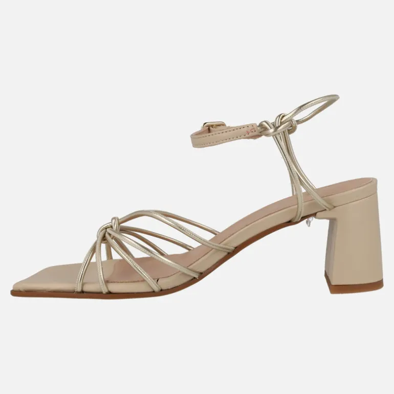 Sandalias Aretha con tiras metalizadas de Vexed