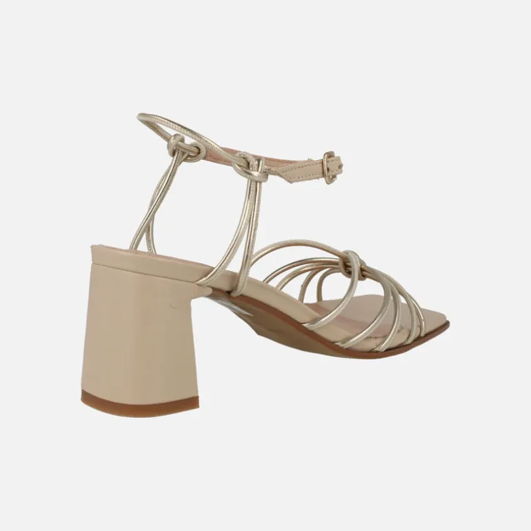 Sandalias Aretha con tiras metalizadas de Vexed
