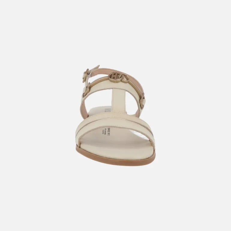 Sandalias bajas de piel con adorno metálico