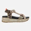 Sandalias beige combinadas con animal print Cetti 1316 tierra