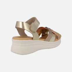 Sandalias confort con tiras combinadas y cierre de velcro