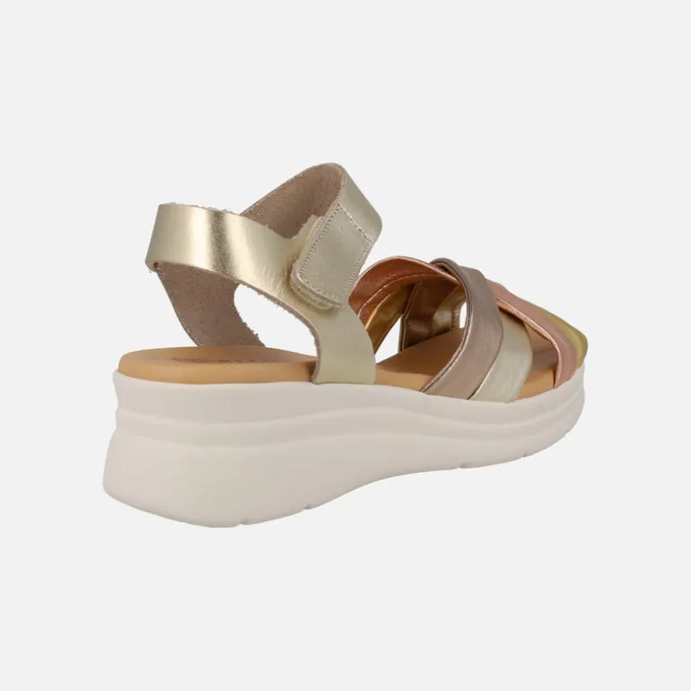 Sandalias confort con tiras combinadas y cierre de velcro