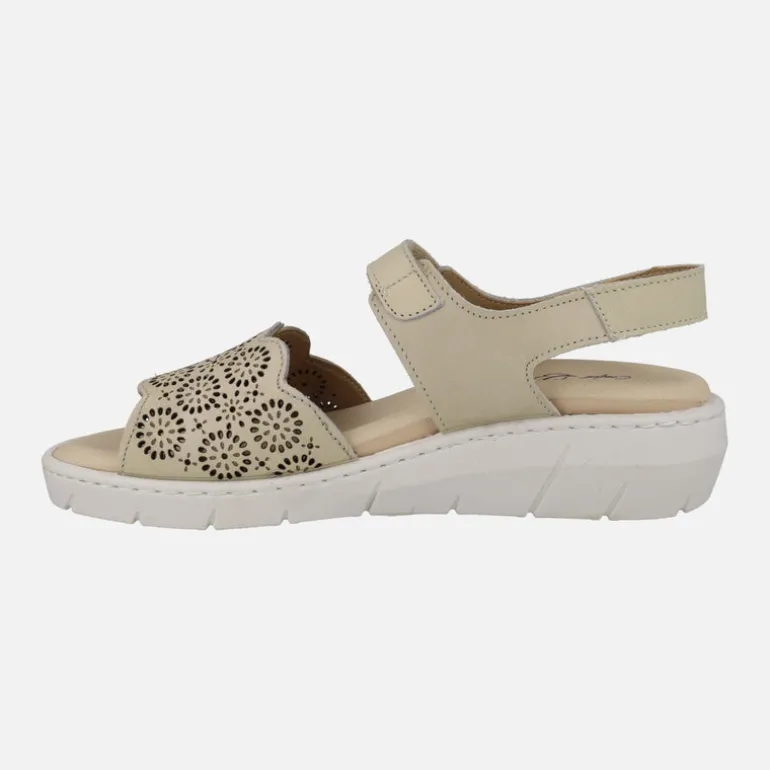 Sandalias confort de piel con pala troquelada y velcro