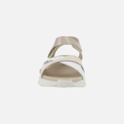 Sandalias confort en piel charol con cierre de velcro