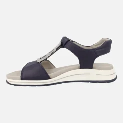 Sandalias confort en piel con cierre de velcros y adorno metálico