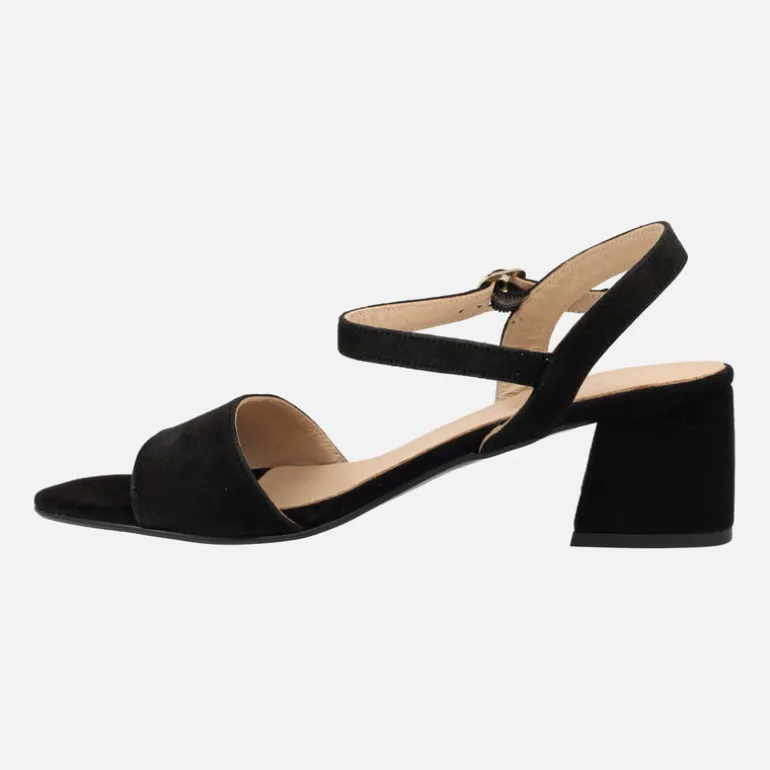 Sandalias de ante con pulsera al tobillo y tacón bajo