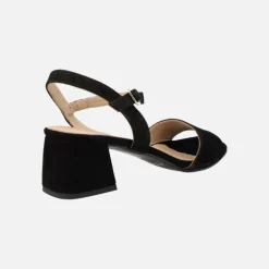 Sandalias de ante con pulsera al tobillo y tacón bajo