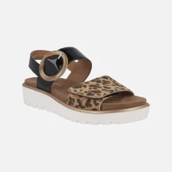 Sandalias de piel con cierre de velcro y piso High soft