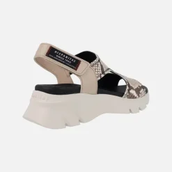 Sandalias de piel con cierre de velcro y plataforma