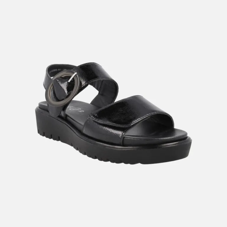 Sandalias de piel con cierre de velcro y piso High soft