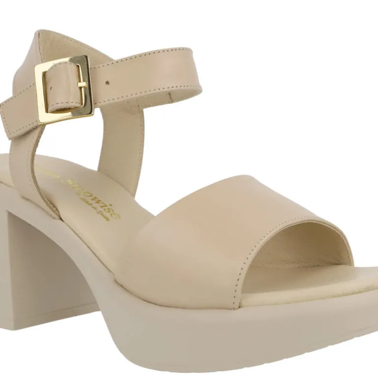 Sandalias de piel con tacón ancho y plataforma