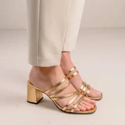 Sandalias de piel con tiras finas y tacón Luna