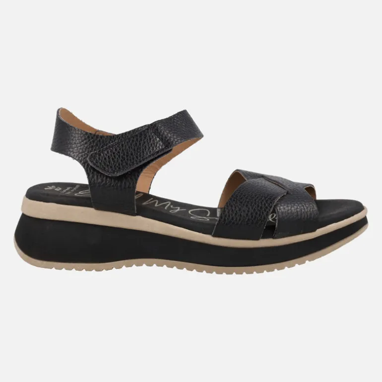 Sandalias de piel con tiras cruzadas y pulsera de velcro al tobillo