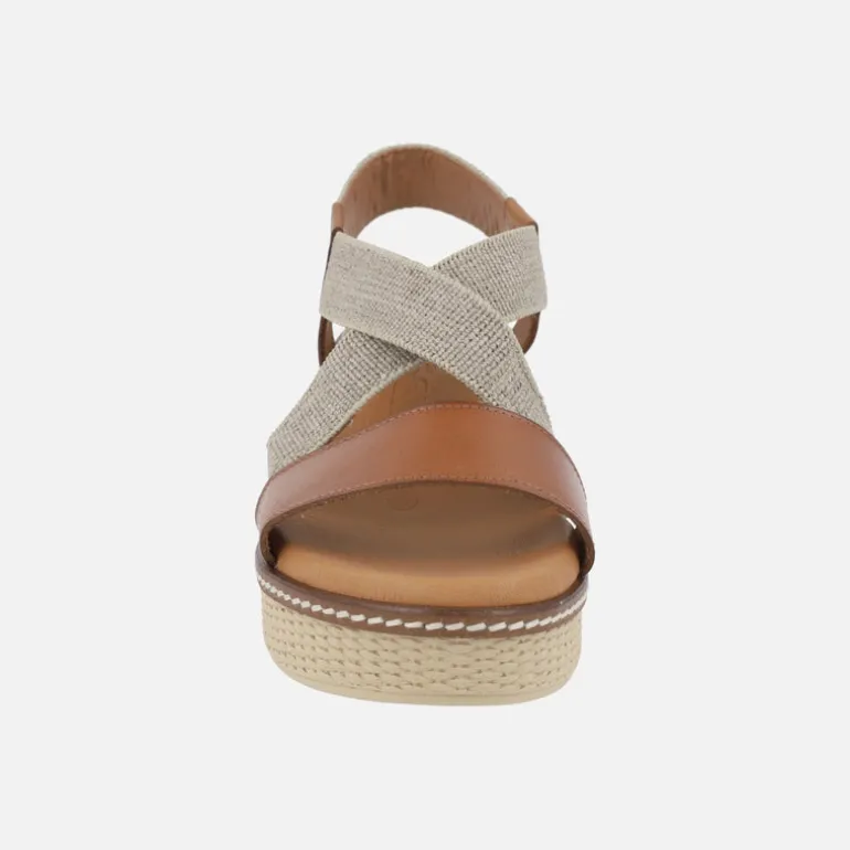 Sandalias de piel con tiras elásticas y cuña