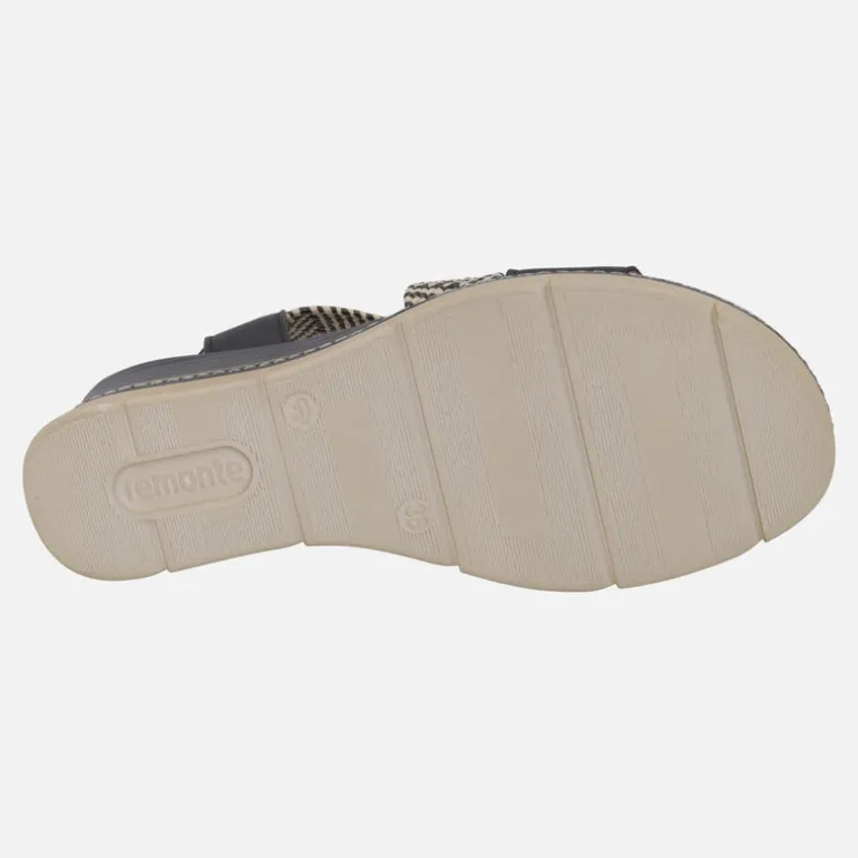 Sandalias de piel con tiras cruzadas en acabado rafia