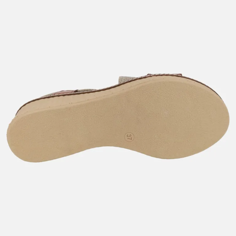 Sandalias de piel con tiras elásticas y cuña