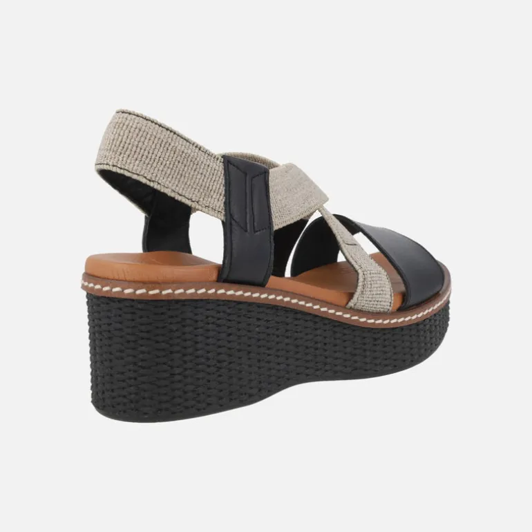 Sandalias de piel con tiras elásticas y cuña