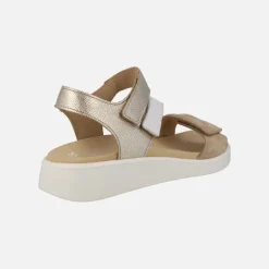 Sandalias de piel en blanco-camel-oro con cierre de velcros