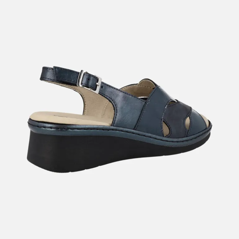 Sandalias de piel y charol azul marino con plantillas extraíbles