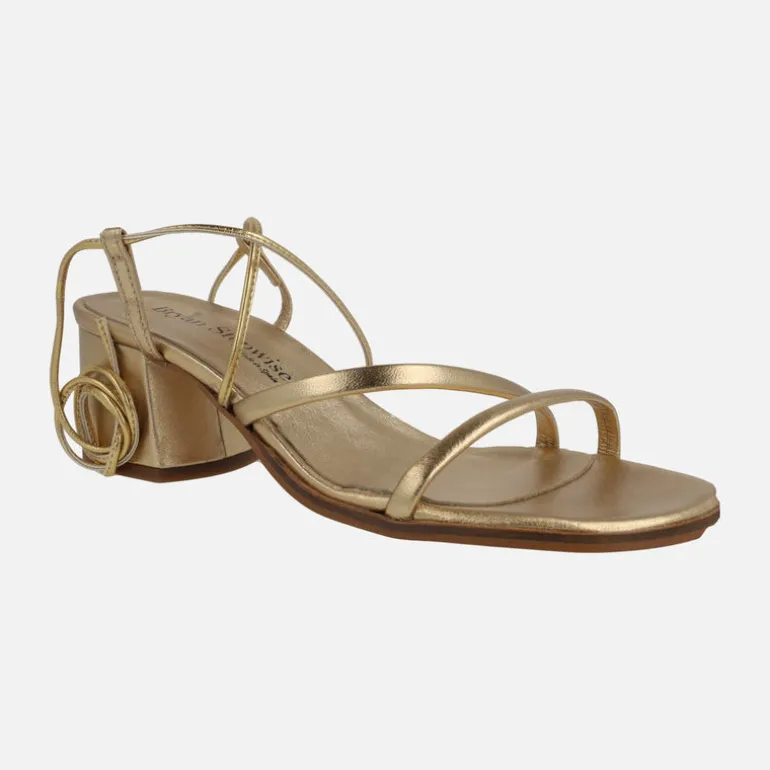 SANDALIAS DE TACÓN GRECIA EN PIEL METALIZADA CON TIRAS Y CINTAS