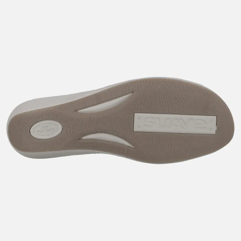 Sandalias en combinado nacarado blanco con tira de hebilla al talón